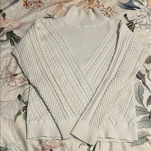 Club Monaco White Textured Turtleneck Sweater